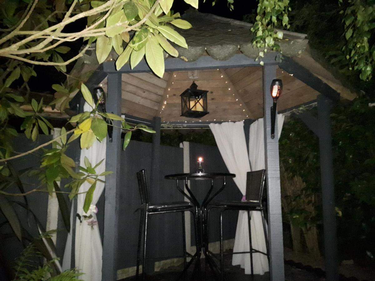 Ever Wanted To Go Off Grid Then This Is For You Sutton Coldfield Exterior foto