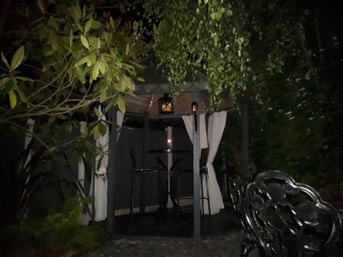 Ever Wanted To Go Off Grid Then This Is For You Sutton Coldfield Exterior foto